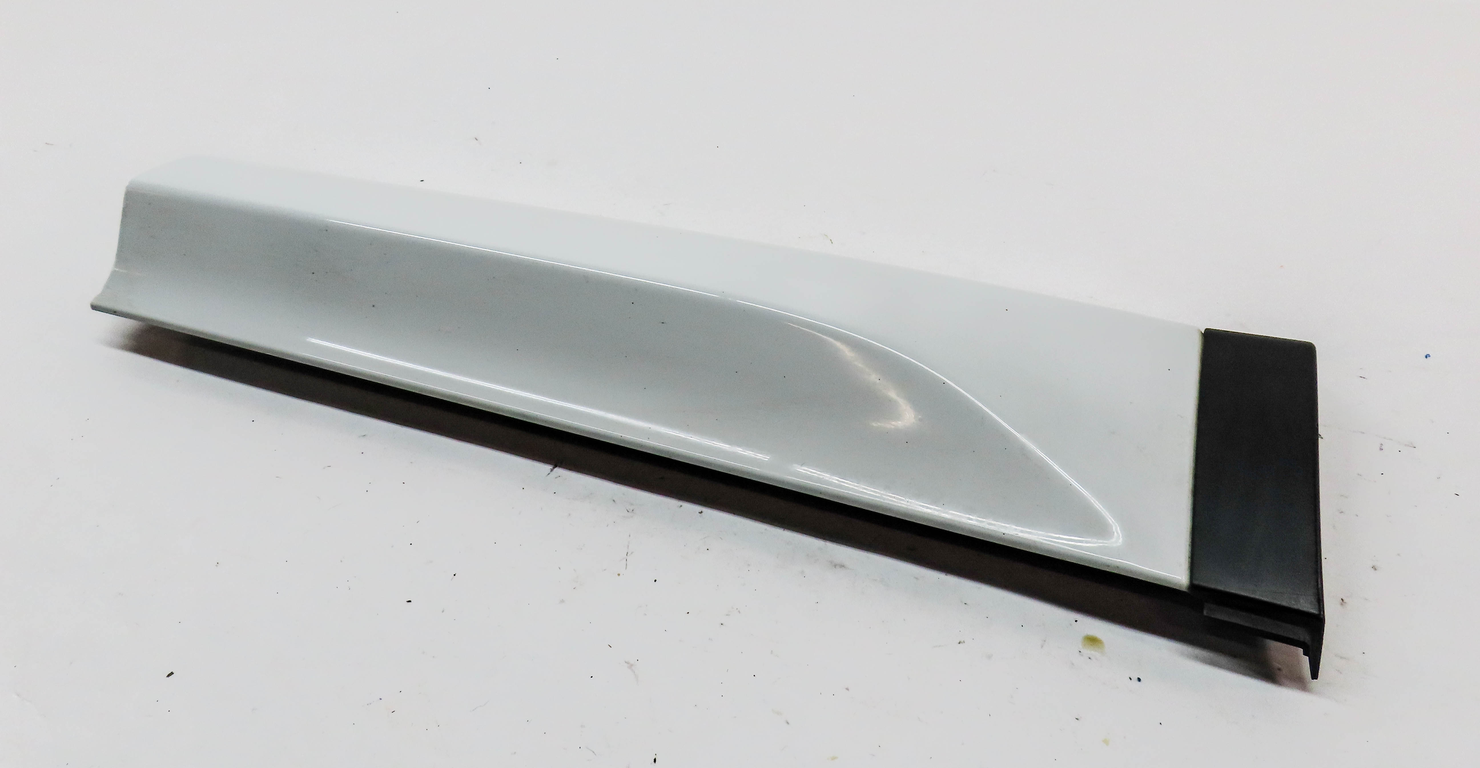 2017 LAND ROVER DISCOVERY SPORT (L550) REAR RIGHT LOWER DOOR TRIM PANEL (White) — exact item pictured